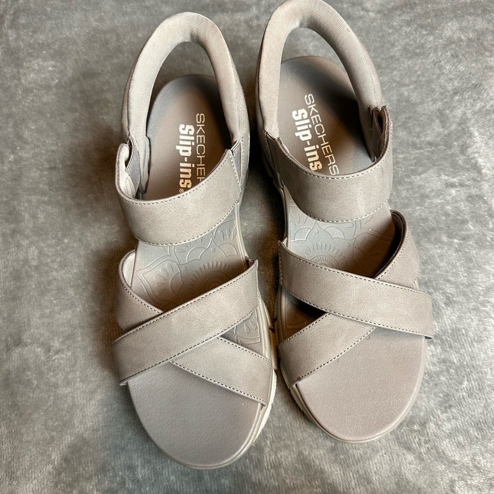 Skechers Women's Sandals in Light Gray
